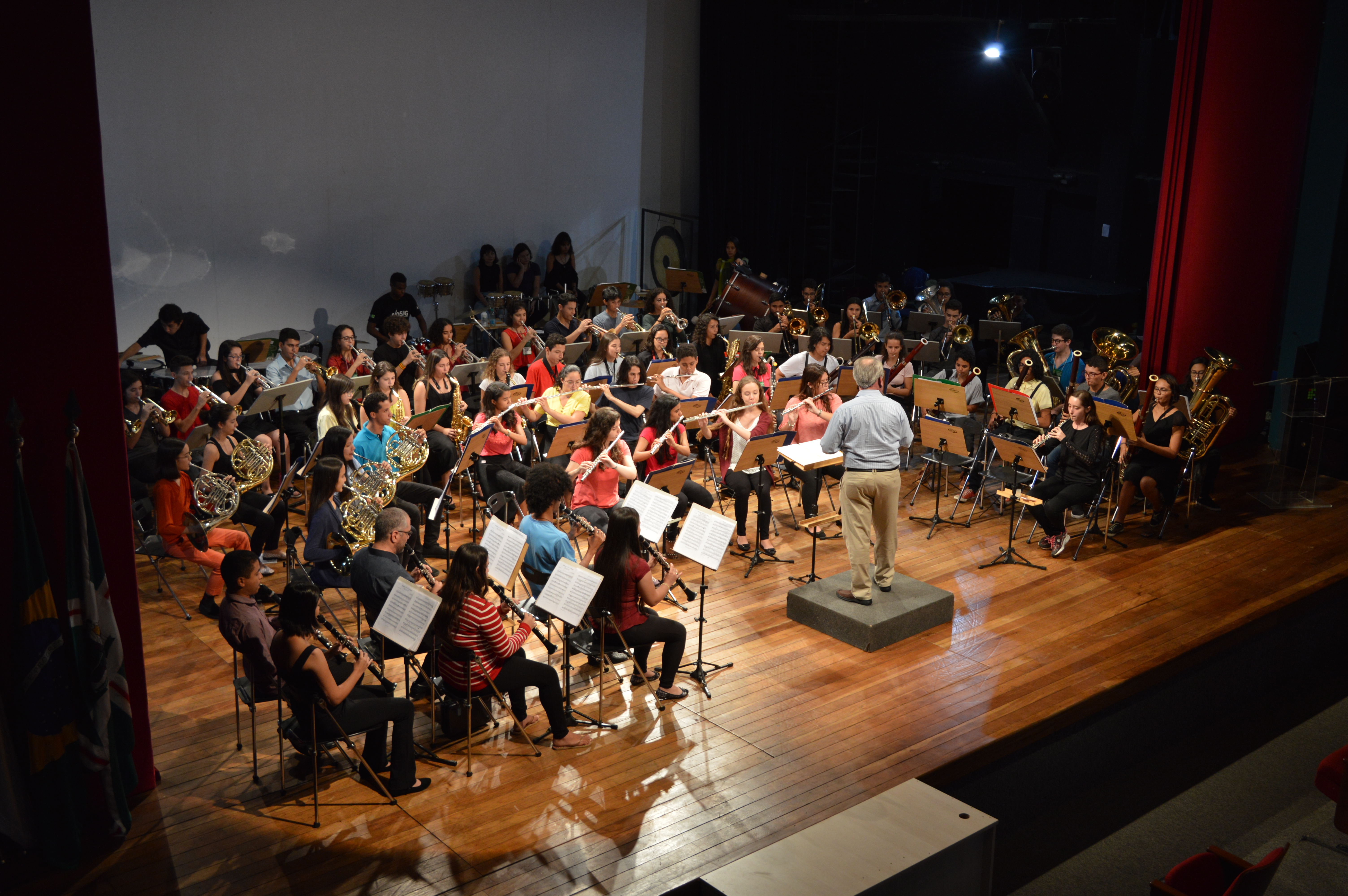 Banda Nilo Peçanha sob regência do professor Marshal Gaioso Banda Nilo Peçanha sob regência do professor Marshal Gaioso