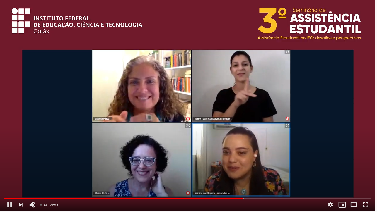 As assistentes sociais Maísa Miralva e Beatriz defenderam a assistência estudantil como política estratégica As assistentes sociais Maísa Miralva e Beatriz defenderam a assistência estudantil como política estratégica
