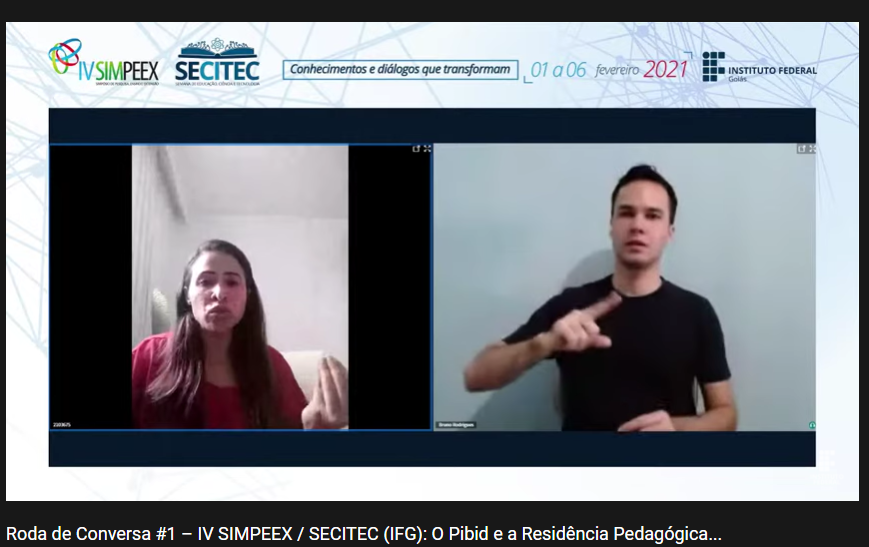 A docente Dayanna Santos fala sobre o Programa Residência Pedagógica durante roda de conversa promovida no Simpeex