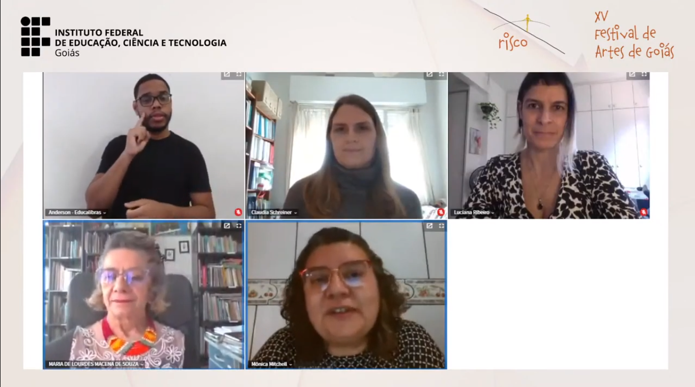 Mesa de debate sobre Arte - Ensino, Pesquisa e Extensão Mesa de debate sobre Arte - Ensino, Pesquisa e Extensão