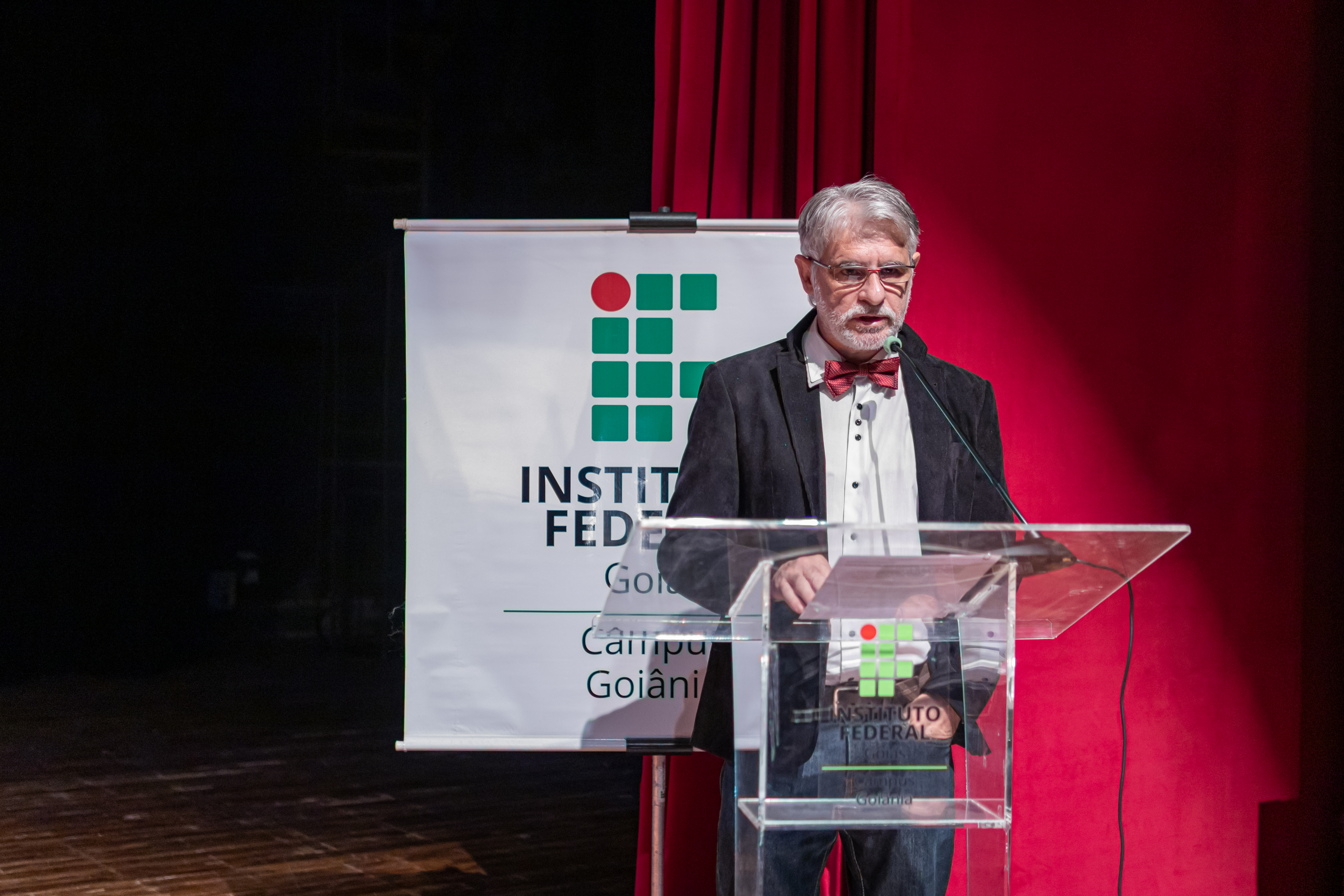 Coordenador-geral do Goiânia Art Déco Festival 2025, Gutto Lemes, é o idealizador do evento. O Festival incentiva a preservação do estilo Art Déco como patrimônio cultural de Goiânia. Coordenador-geral do Goiânia Art Déco Festival 2025, Gutto Lemes, é o idealizador do evento. O Festival incentiva a preservação do estilo Art Déco como patrimônio cultural de Goiânia.