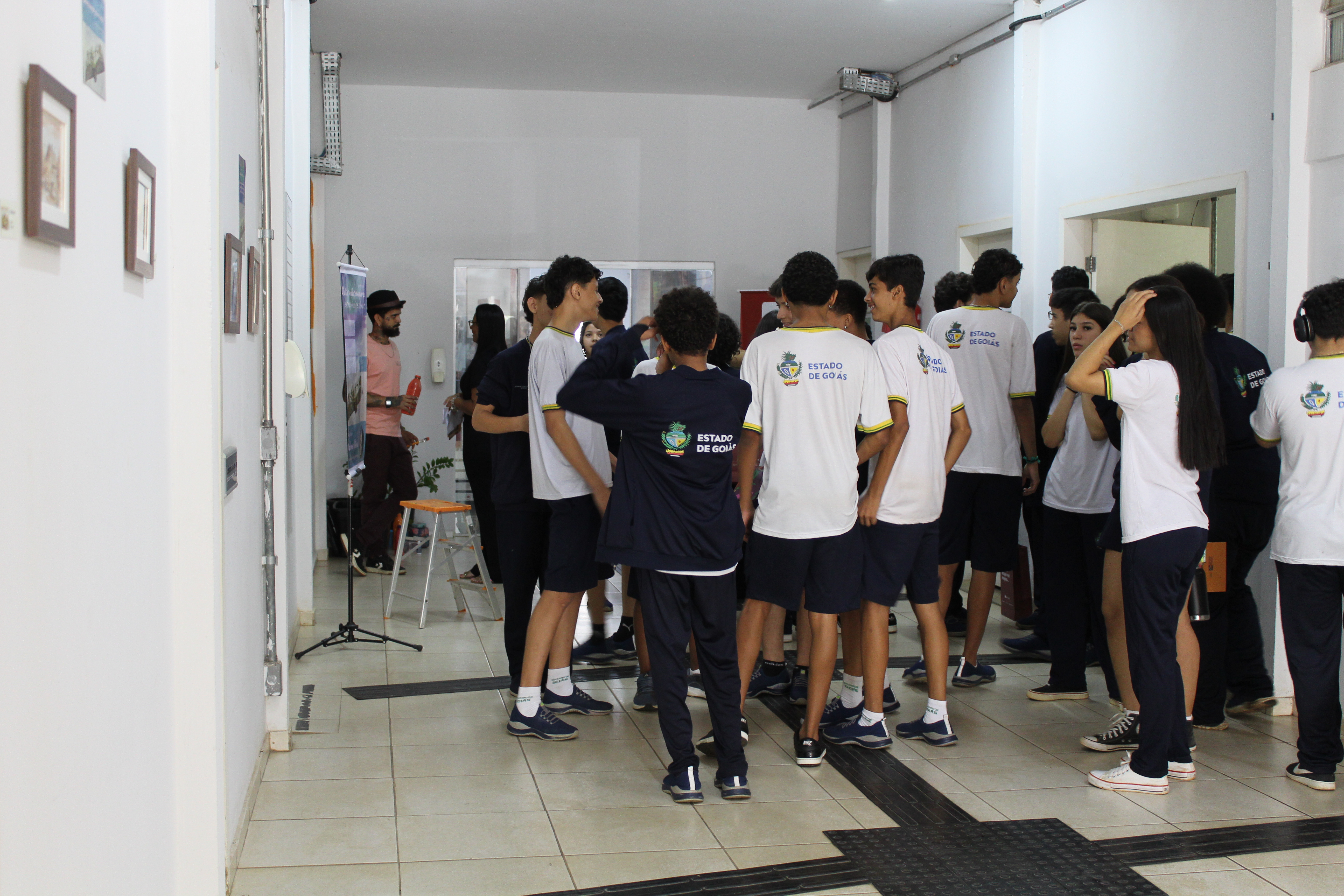 Estudantes participam do Dia de Ler + na Reitoria do IFG